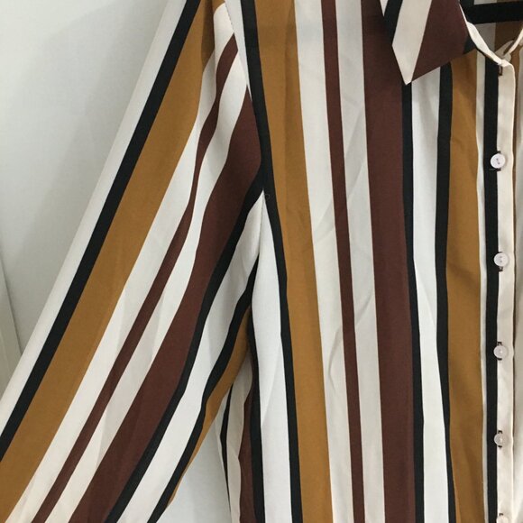 Ladies stripe button down blouse - Picture 2 of 6